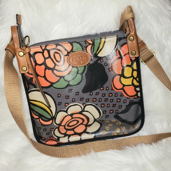 Fossil Cross body Purse Like New Condition - Picture 2 of 8